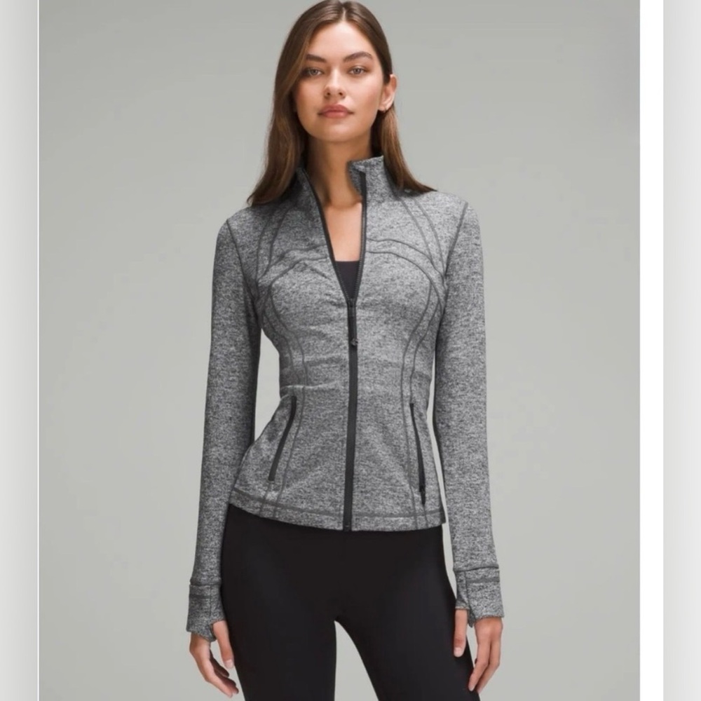 NWOT Lululemon Define Jacket
Inverted Space Dye Camo Seal Grey Deep Coal Size: 4 - Picture 5 of 8